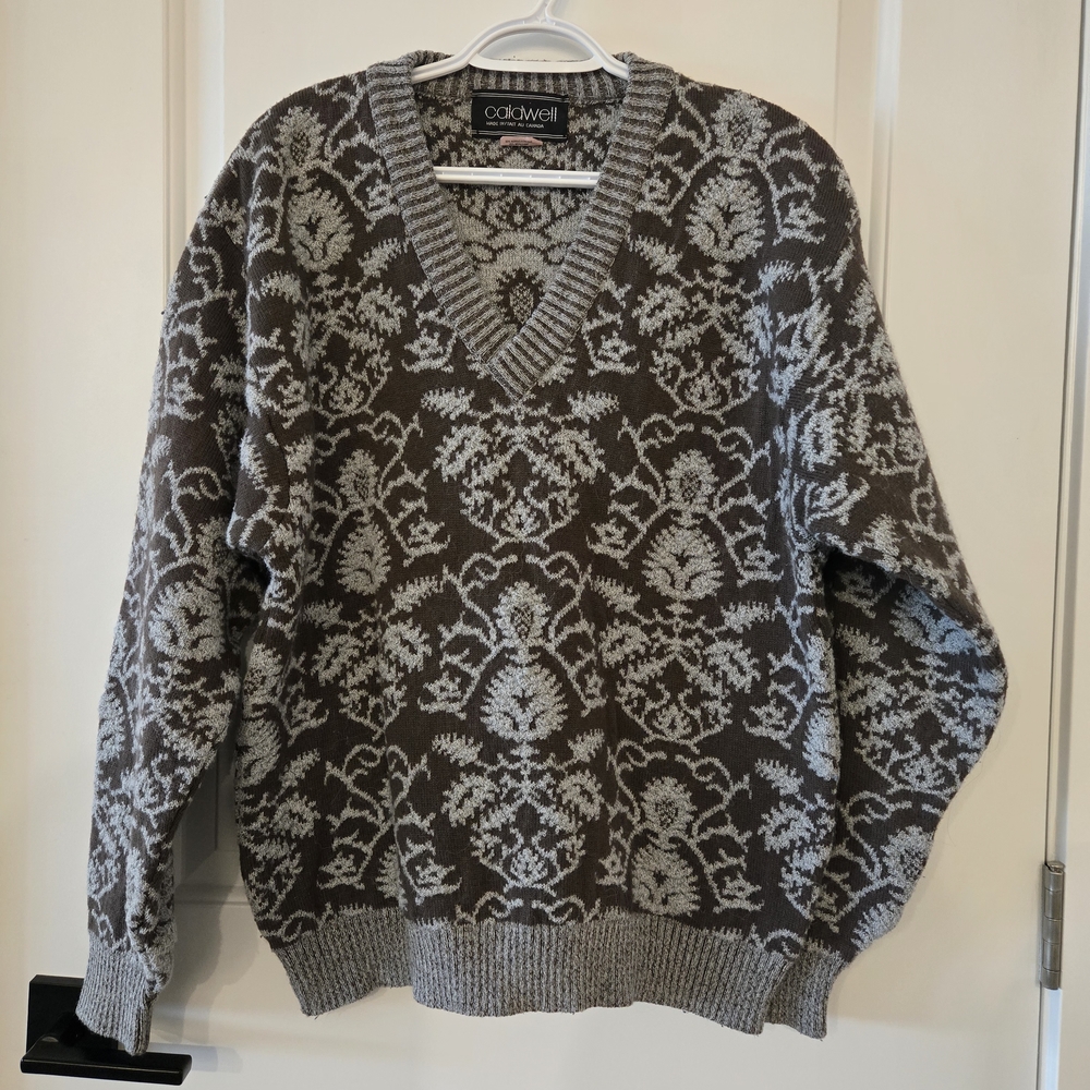 RARE Vintage Caldwell V-Neck Sweater Mens Size Medium Wool Mohair Blend Canada